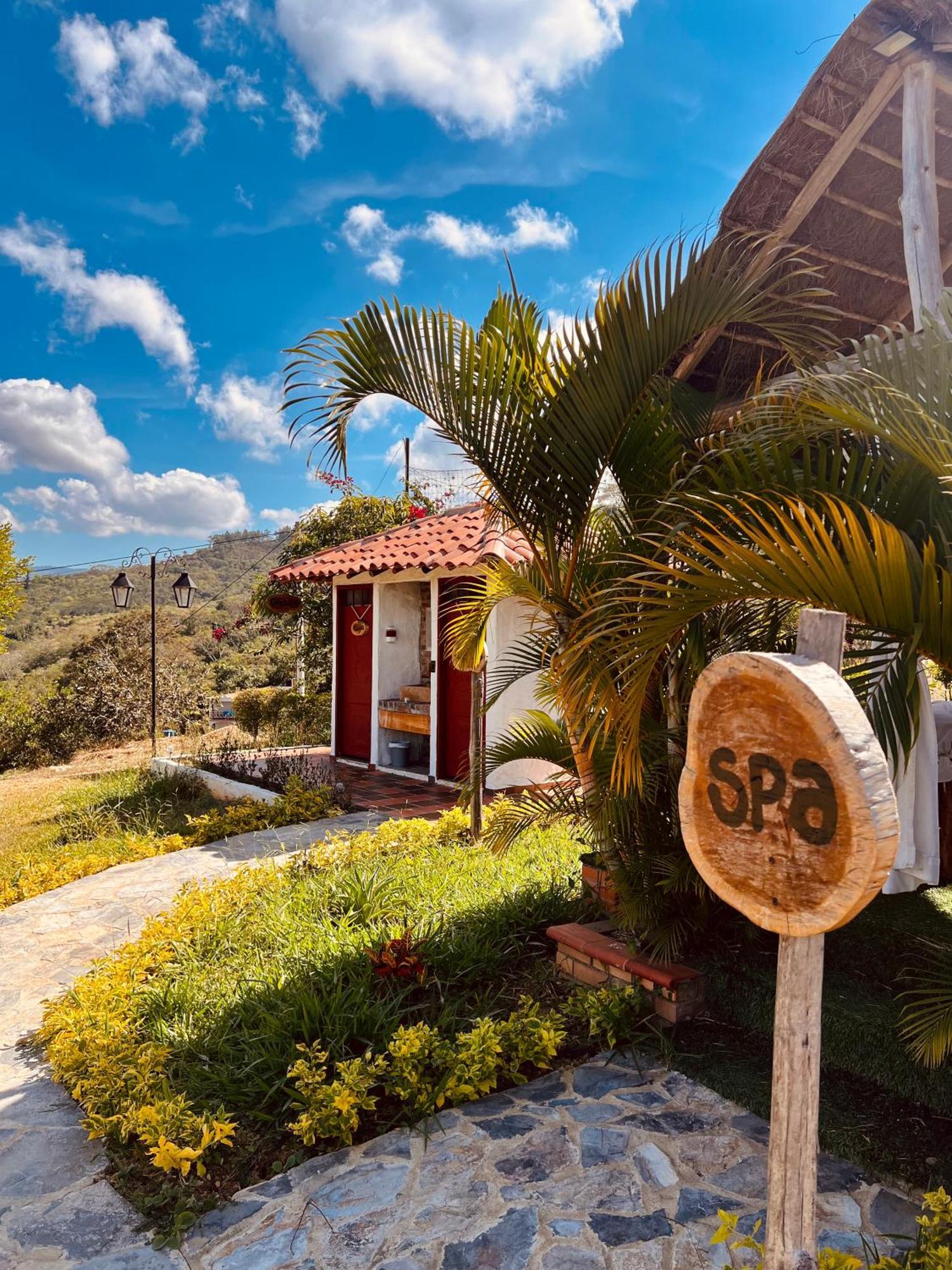 Hotel Campestre Palmas Del Zamorano San Gil Exteriér fotografie