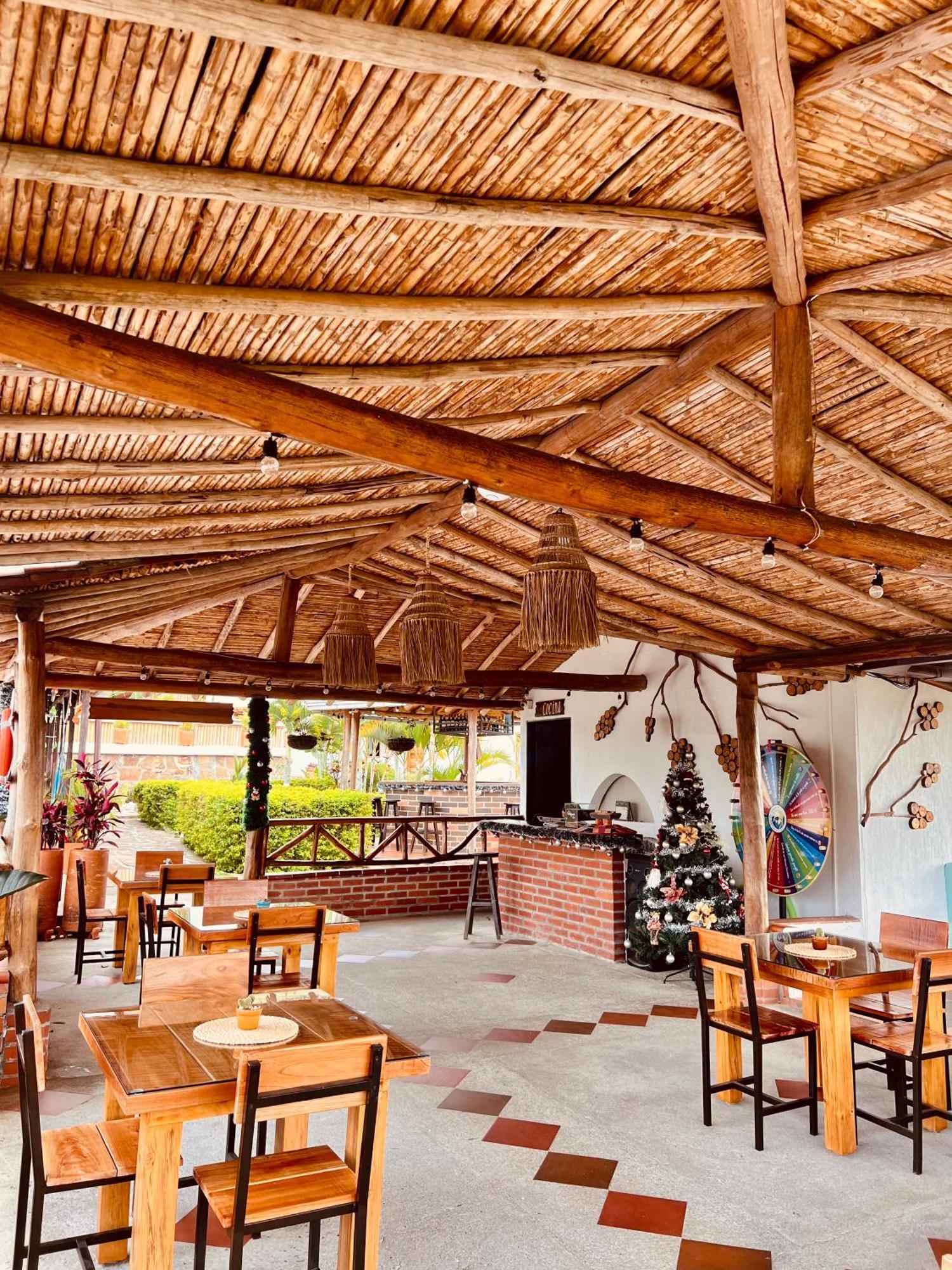 Hotel Campestre Palmas Del Zamorano San Gil Exteriér fotografie